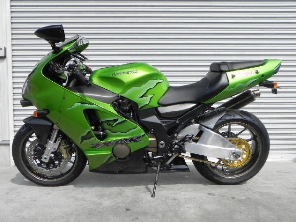 スタビ付ボックスタイプ 製作事例 ZX-12R | バイクのワンオフパーツ スタビ付ボックスタイプ 製作事例 ZX-12R | バイクのワンオフパーツ